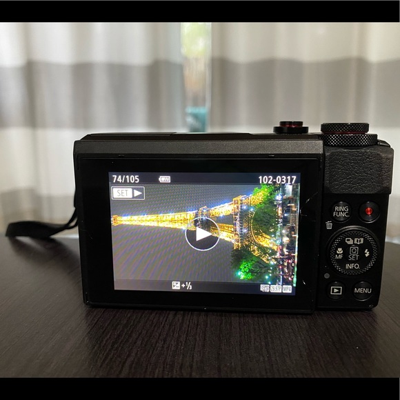 Canon Power Shot G7X Digital Camera - Picture 5 of 5